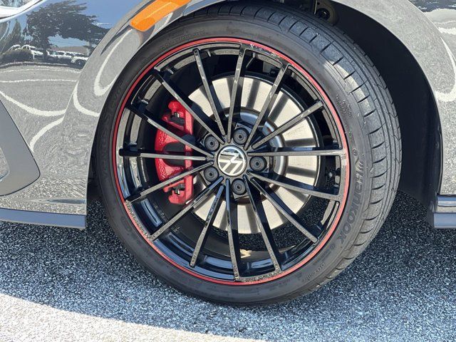 2023 Volkswagen Golf GTI Anniversary Edition photo 2