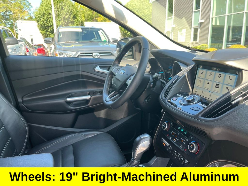 2019 Ford Escape Titanium photo 31