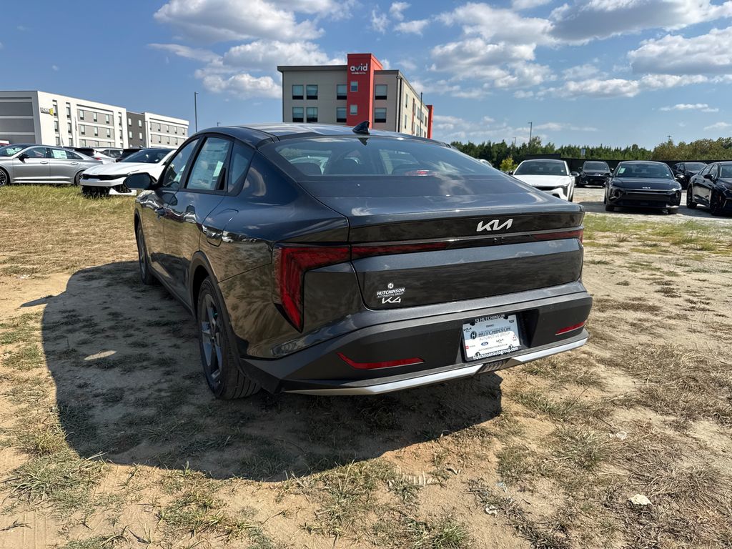 2025 Kia K4 LXS photo 5