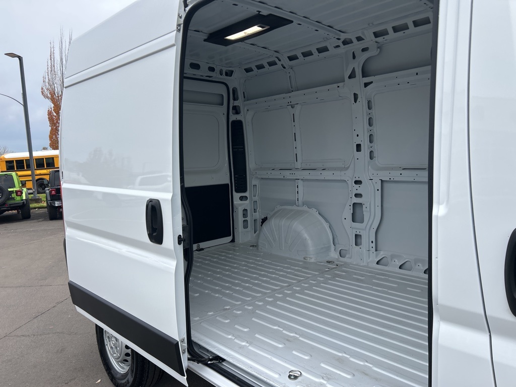 2025 Ram ProMaster 1500 Base photo 3