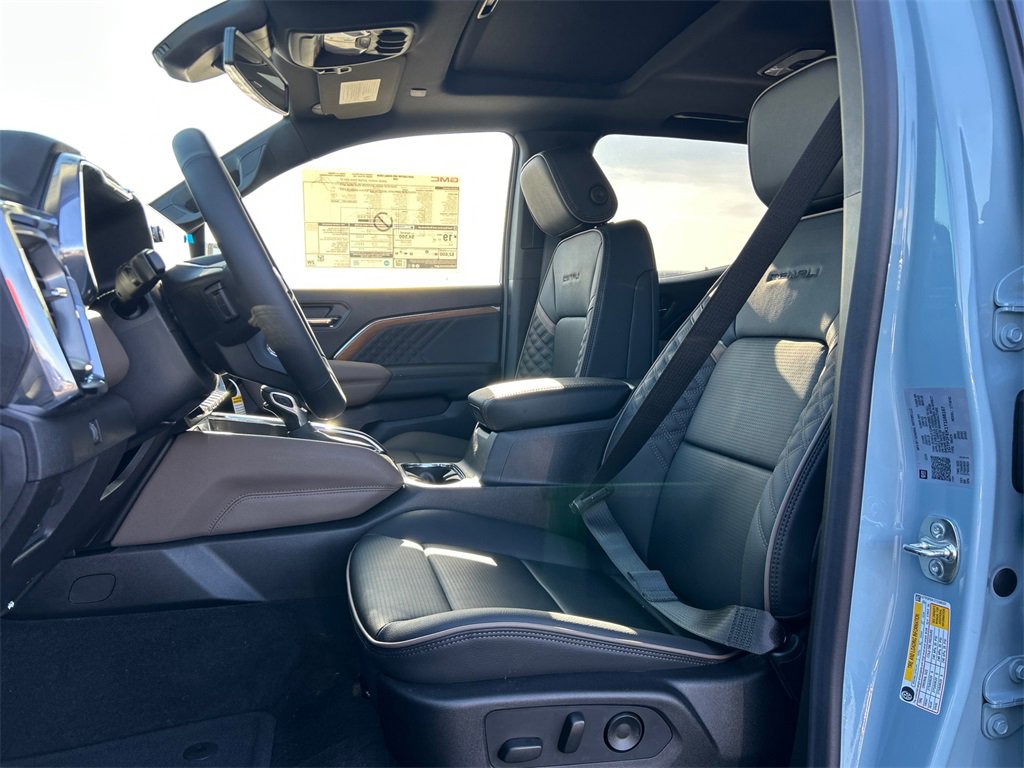 2026 GMC CANYON - Image 16