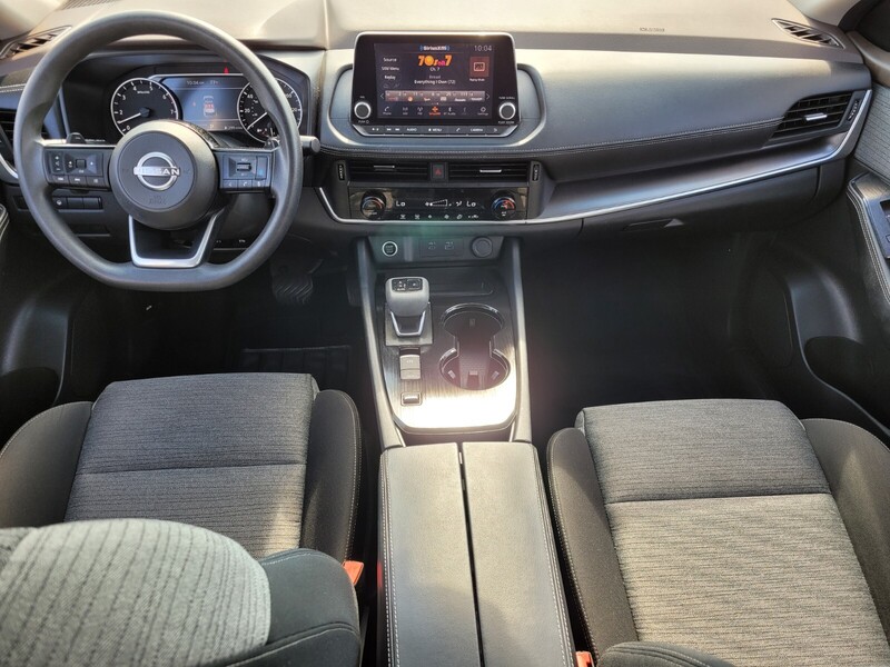 2023 Nissan Rogue SV photo 10