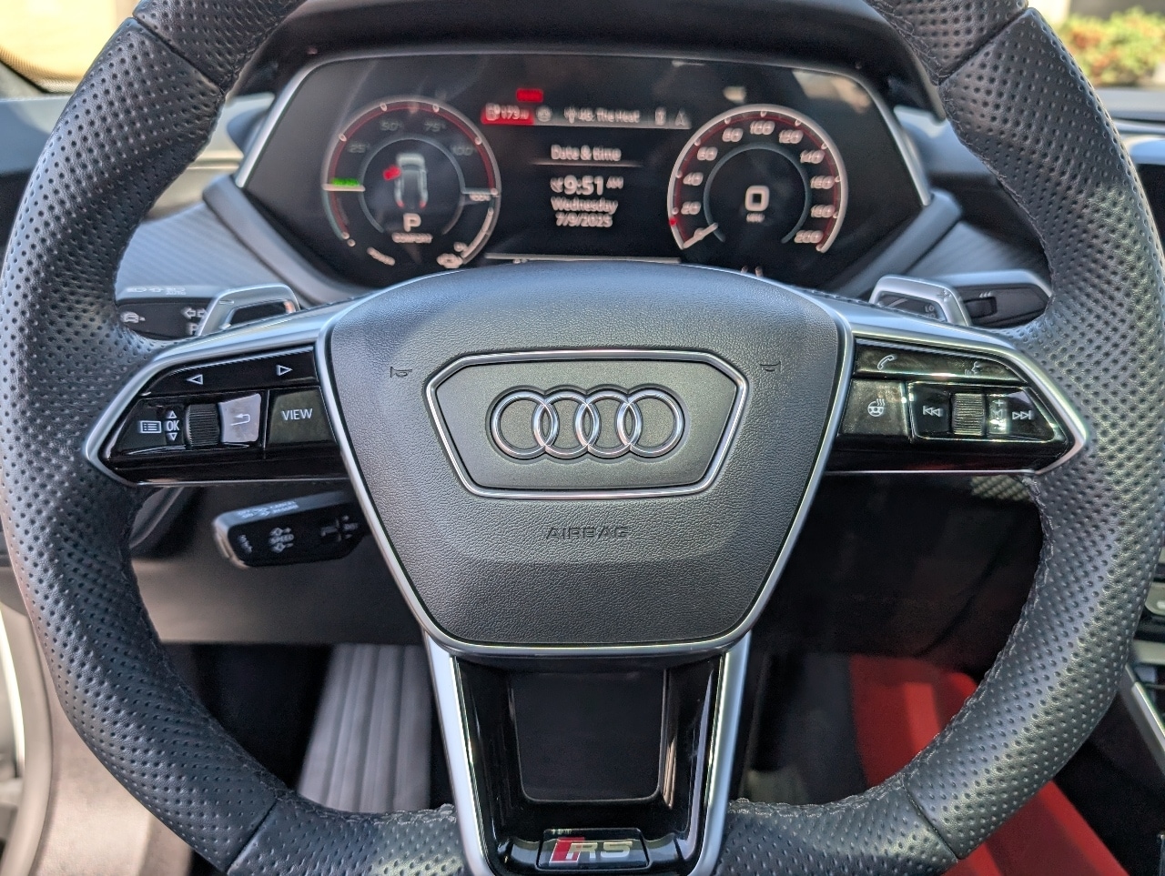 2024 Audi RS e-tron GT Base photo 10