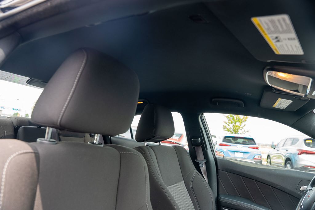 2023 Dodge Charger SXT photo 12
