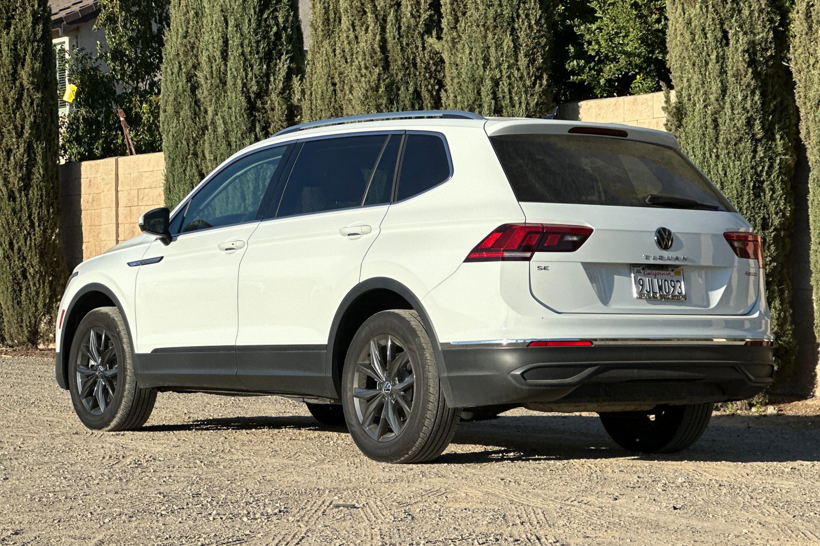 2024 Volkswagen Tiguan SE Wolfsburg Edition photo 4