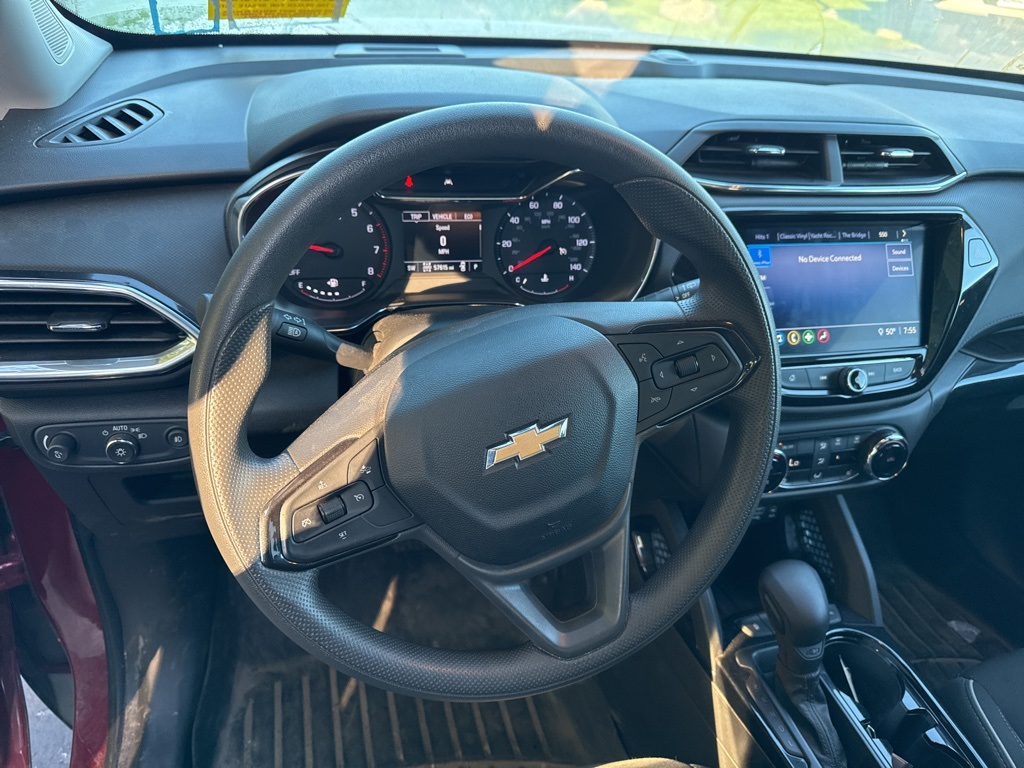 2021 Chevrolet Trailblazer LT photo 3