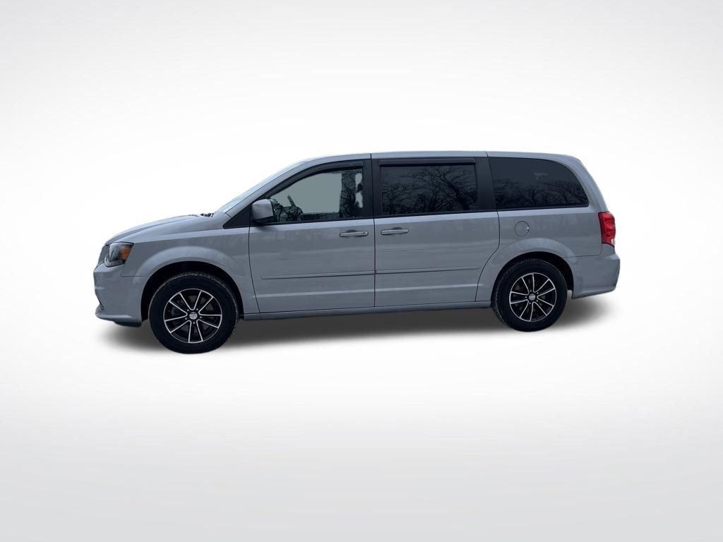 Used 2017 Dodge Grand Caravan SE Plus with VIN 2C4RDGBGXHR856891 for sale in Clinton, MI