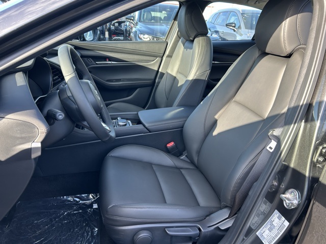 2025 Mazda Mazda3 Sedan 2.5 Select Sport photo 9