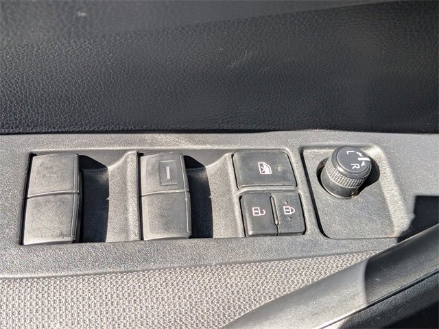 2021 Toyota Corolla Hybrid LE photo 12
