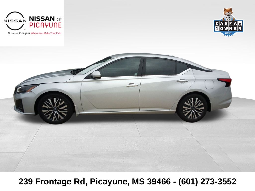 Used 2023 Nissan Altima SV with VIN 1N4BL4DV5PN424953 for sale in Picayune, MS