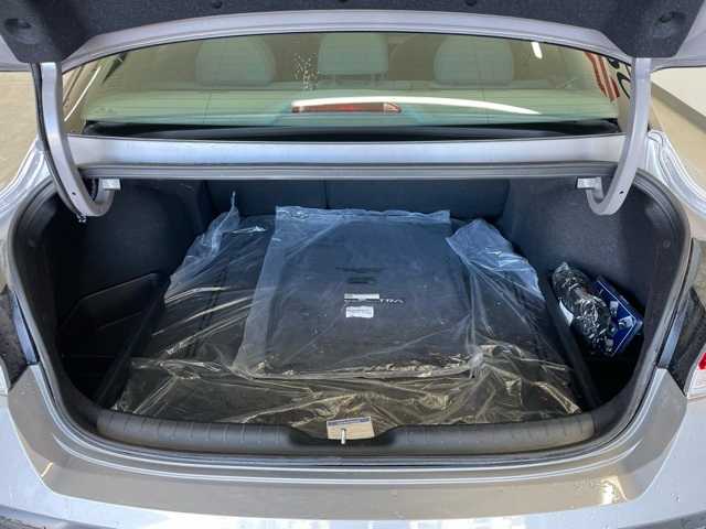 2024 Hyundai Elantra SEL Convenience photo 34