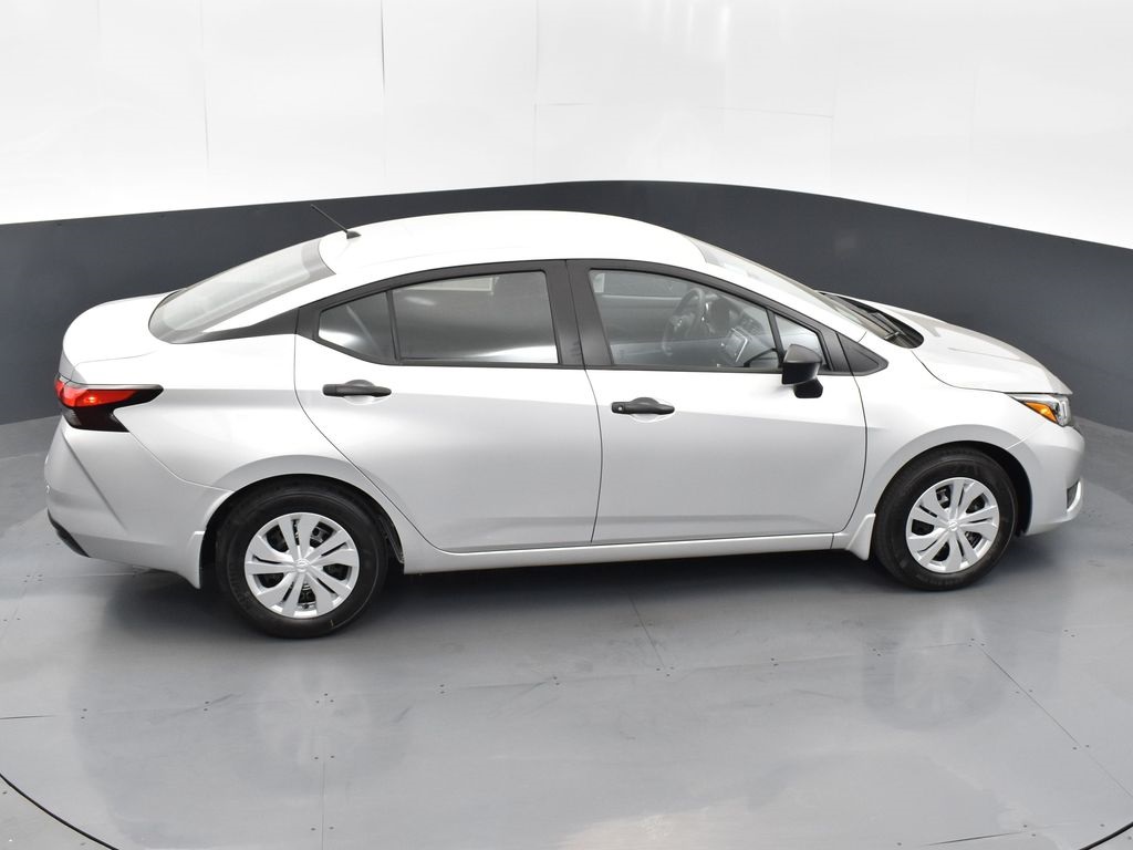 2025 Nissan Versa 1.6 S photo 49