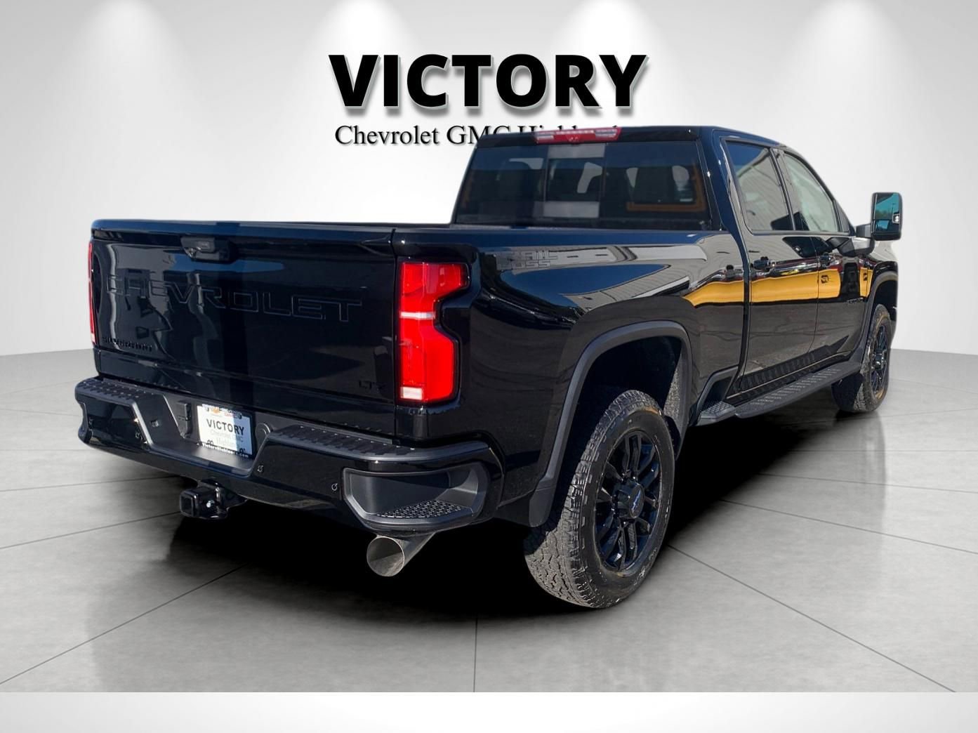 2026 Chevrolet Silverado 2500HD LTZ photo 3