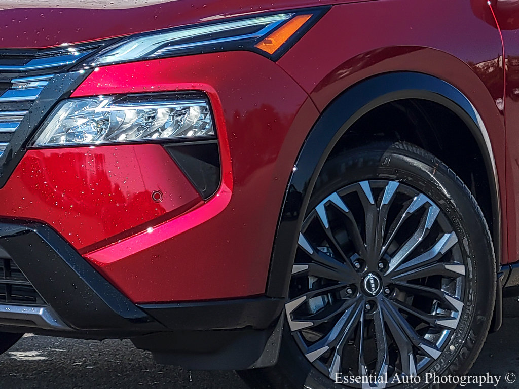 2026 Nissan Rogue Platinum photo 3