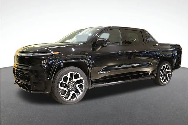 2024 Chevrolet Silverado EV RST photo 2