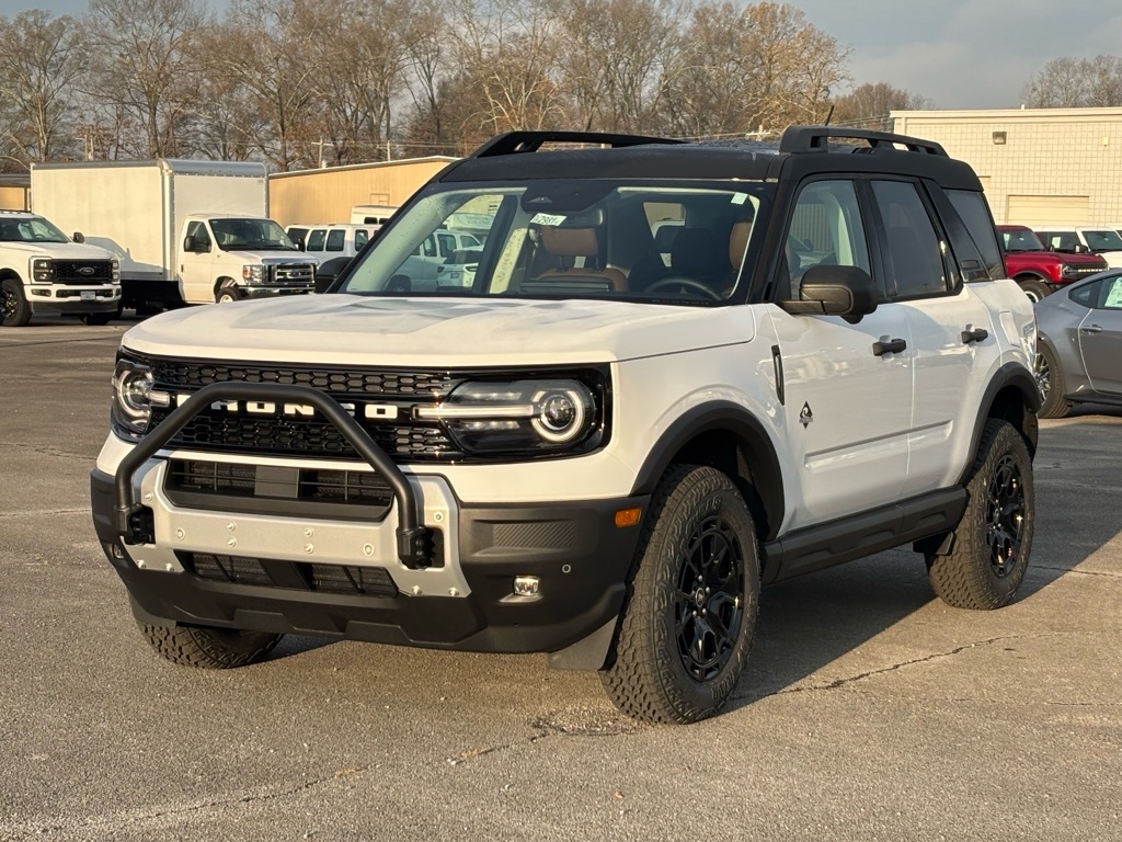 2025 Ford Bronco Sport Outer Banks's photo