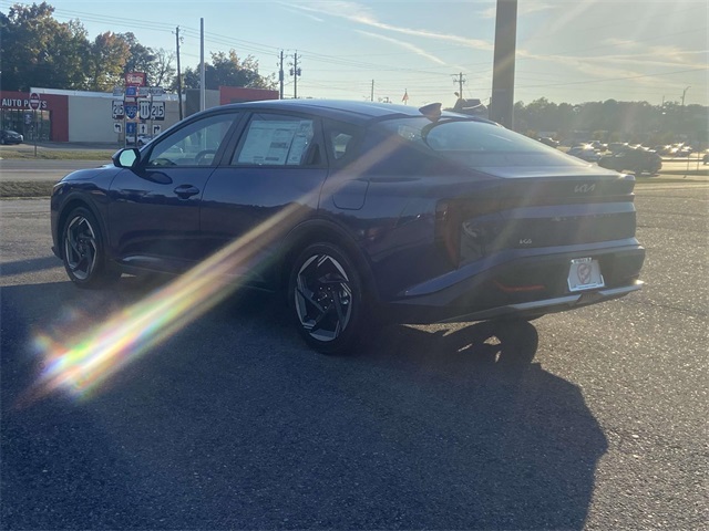 2025 Kia K4 EX photo 4