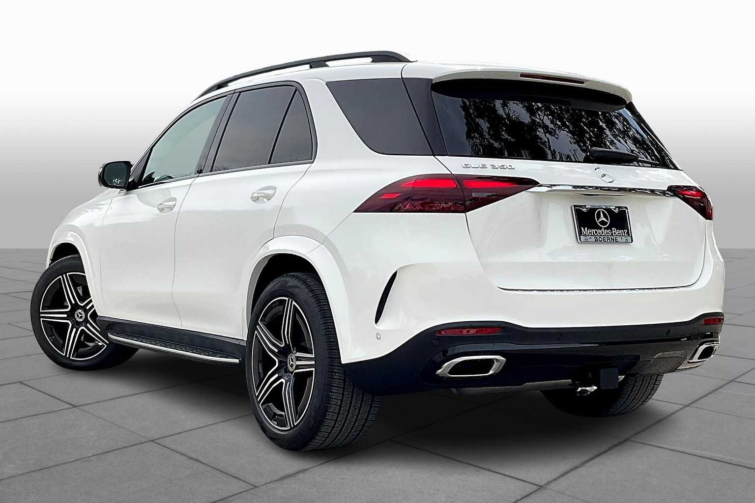 2025 Mercedes Benz GLE 350 4MATIC photo 3