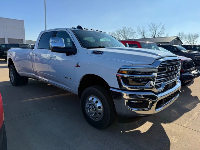 2026 RAM Ram 3500 Pickup Laramie's photo