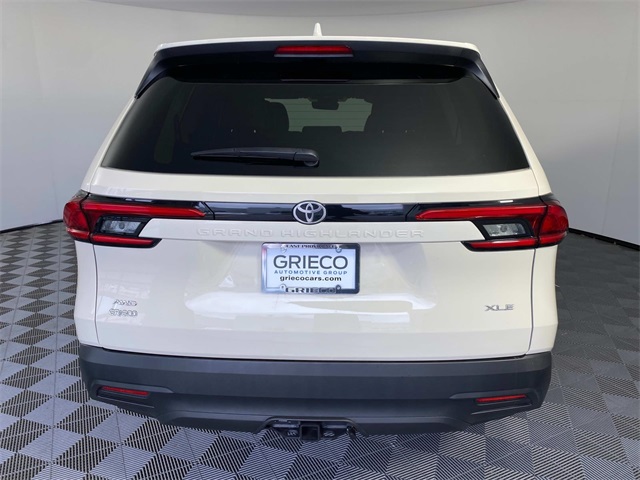 2024 Toyota Grand Highlander XLE photo 4