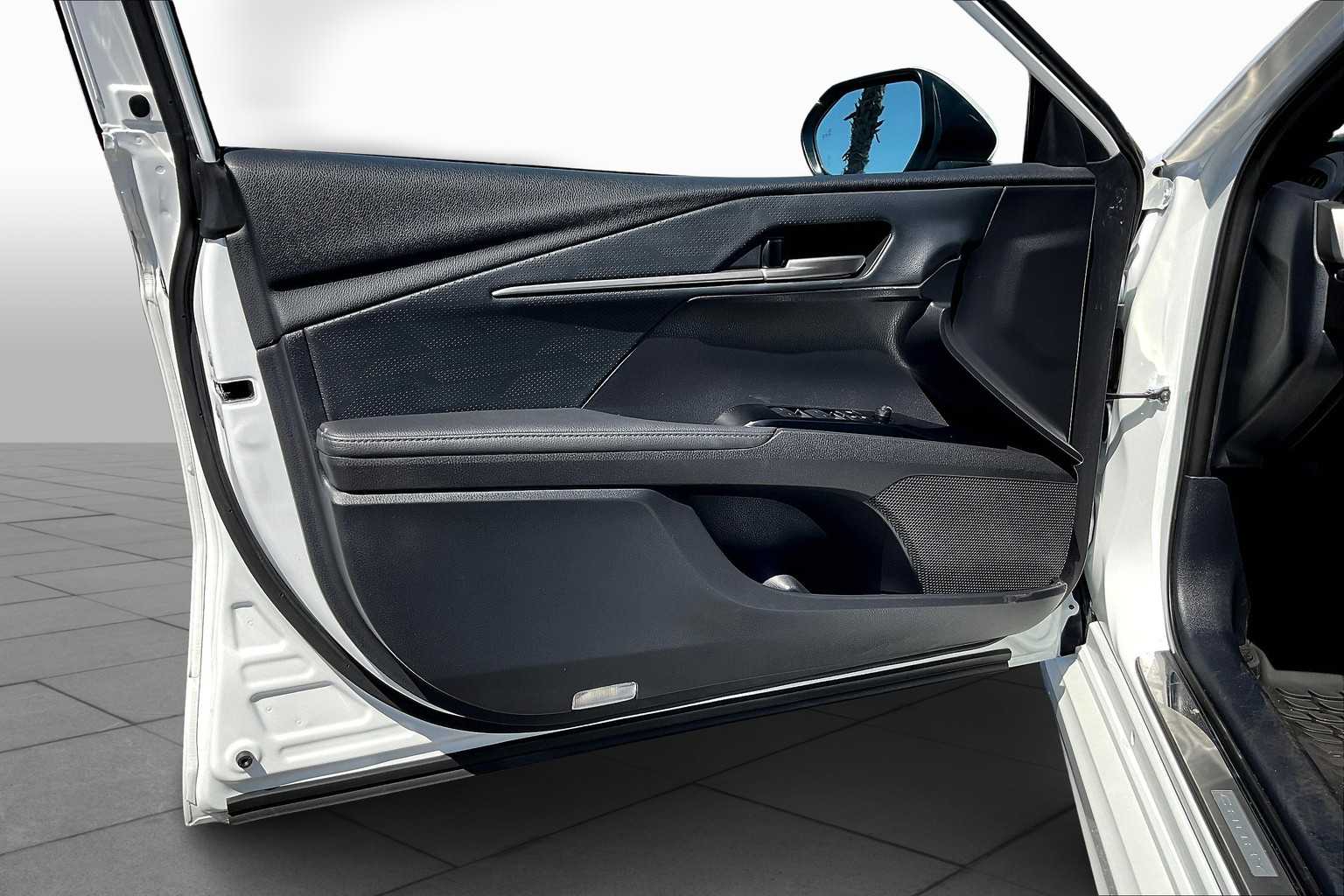 2025 Toyota Camry XSE photo 21