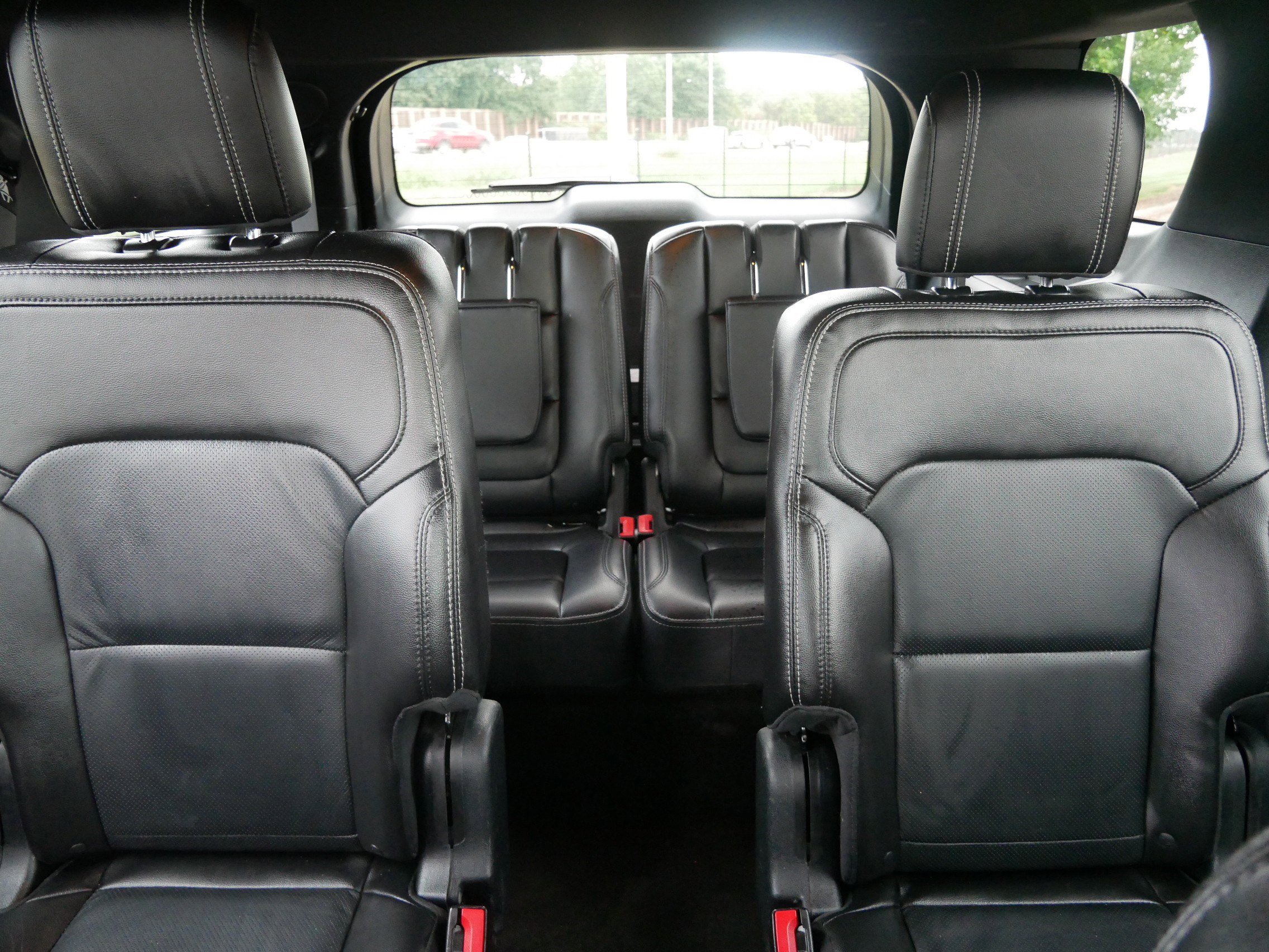 2018 Ford Explorer Limited photo 13