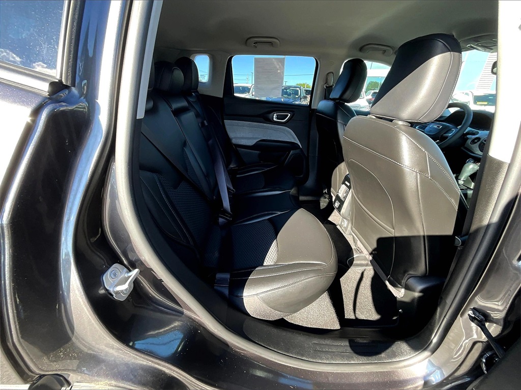 2022 Jeep Compass Latitude photo 15