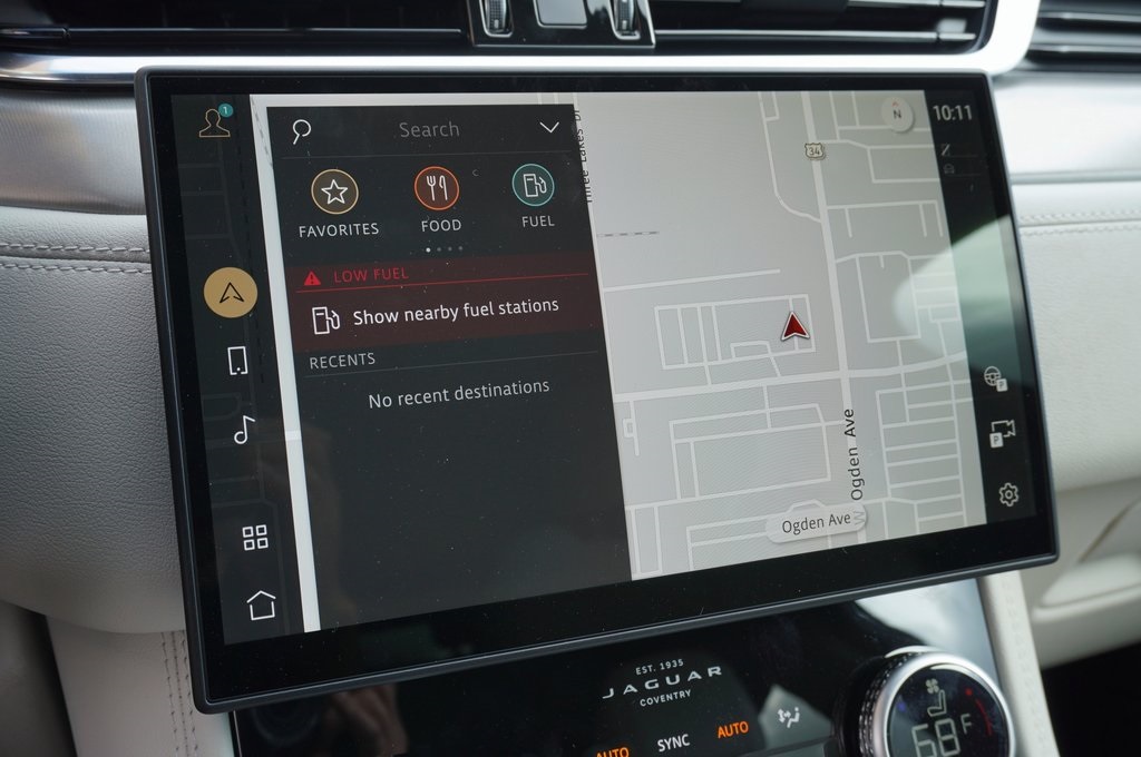 2026 JAGUAR F-PACE - Image 25