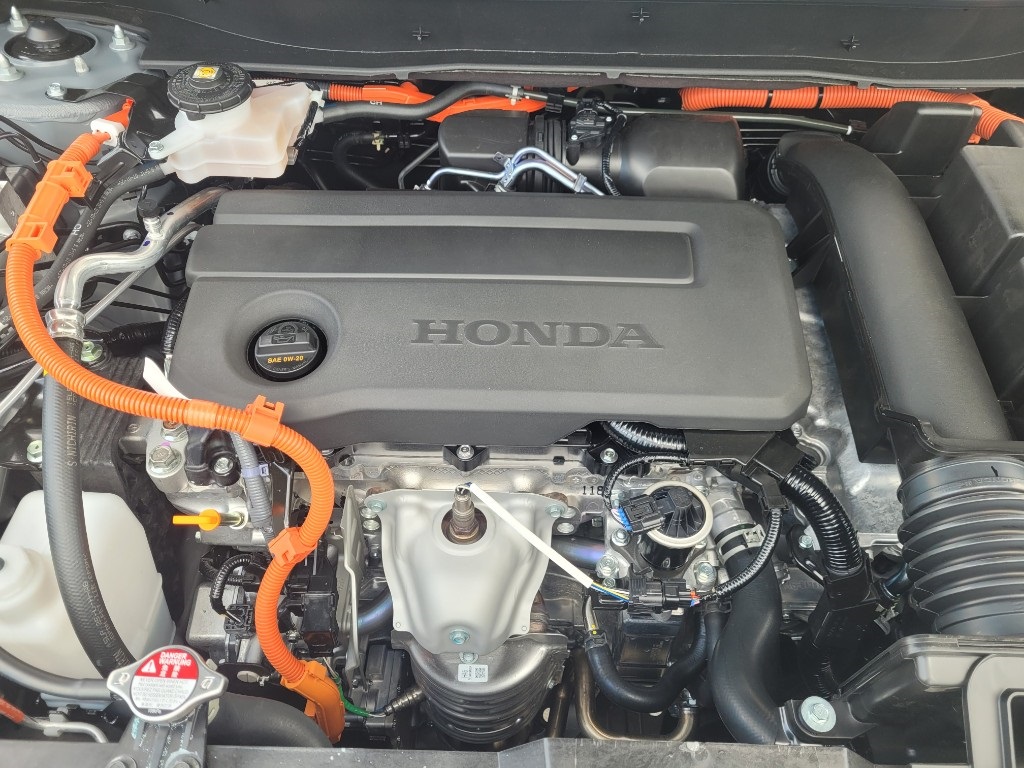 2026 Honda CR-V Hybrid Sport-L photo 8