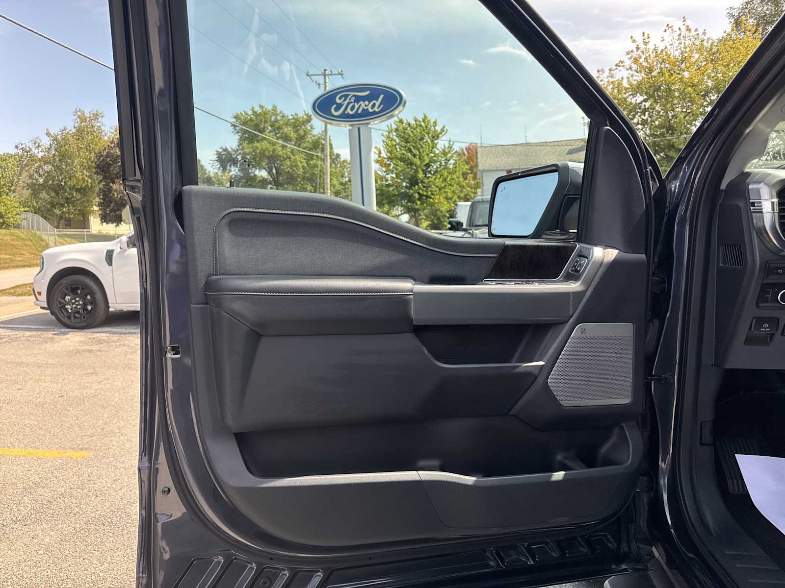 2022 Ford F-150 Lariat photo 20