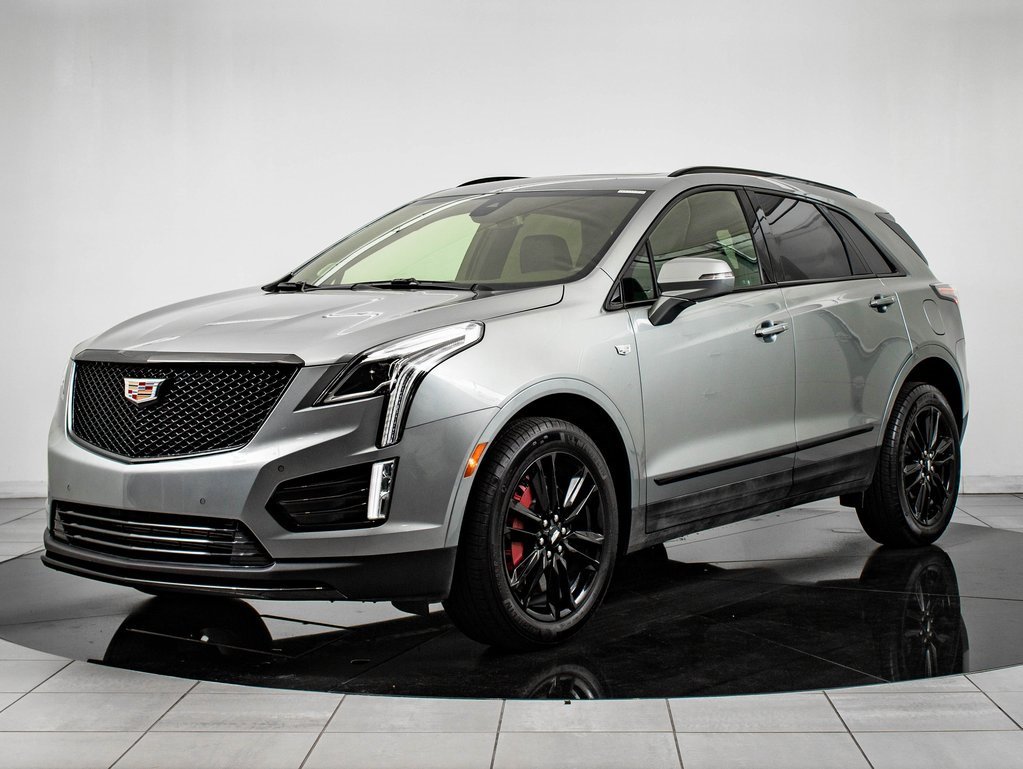 2025 Cadillac XT5 Sport's photo