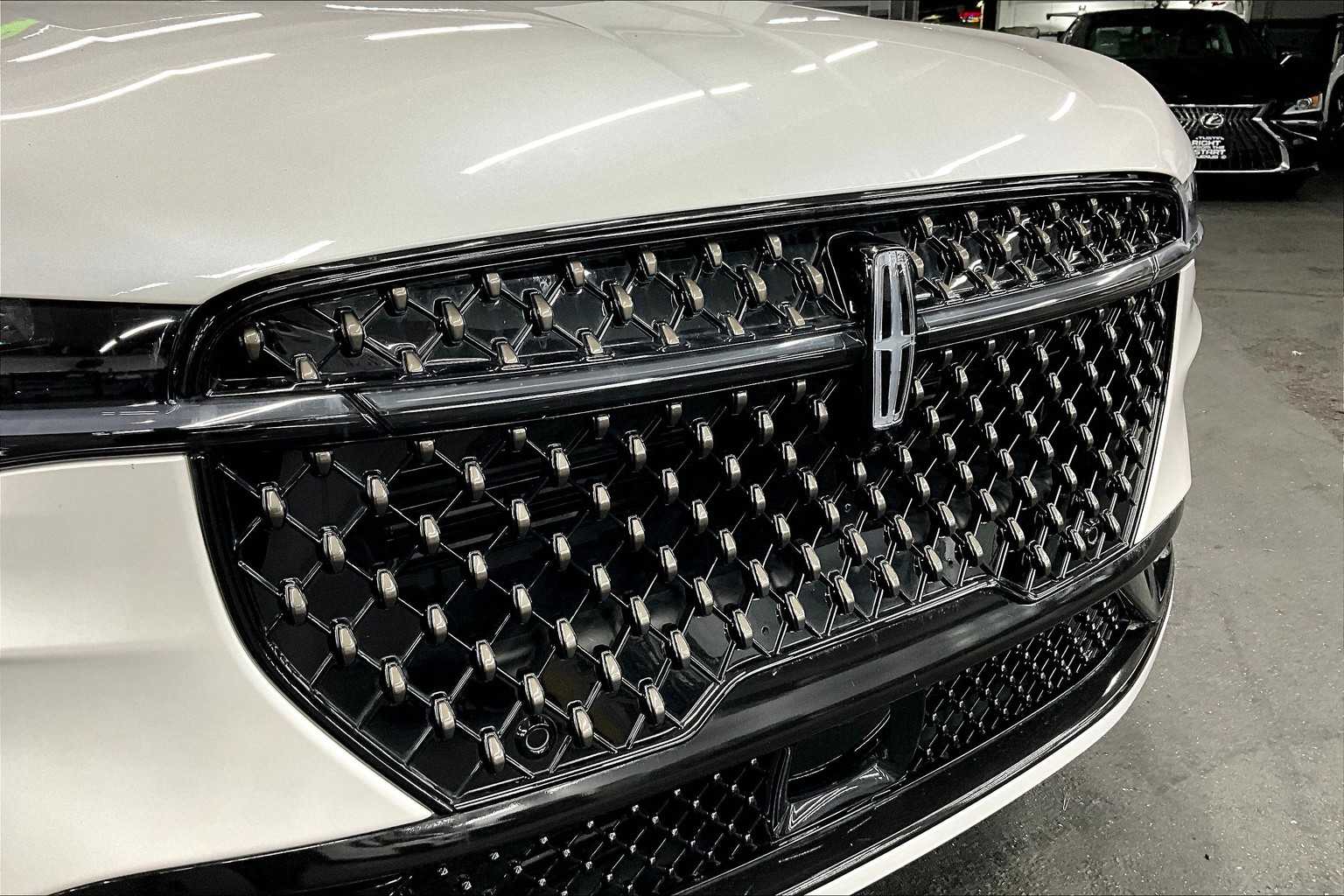 2024 Lincoln Nautilus Black Label photo 23