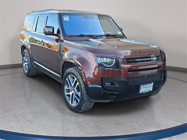 2023 Land Rover Defender 130 X-Dynamic SE photo 3