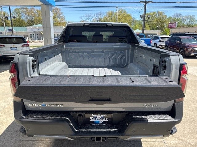 2025 Chevrolet Silverado EV LT photo 30