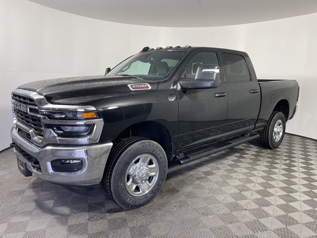 2025 Ram 2500 Tradesman photo 3