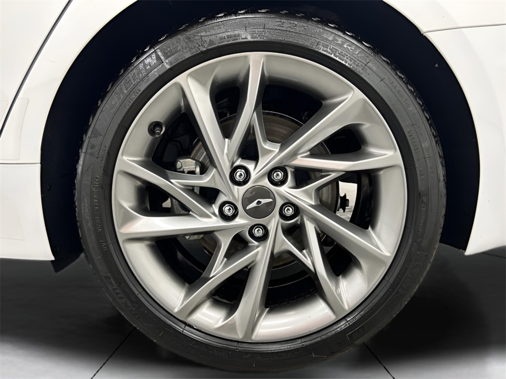 2022 Genesis G70 2.0T photo 20