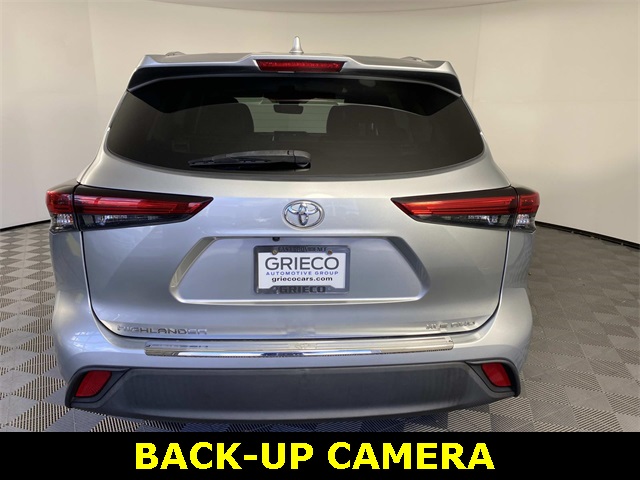 2021 Toyota Highlander XLE photo 4