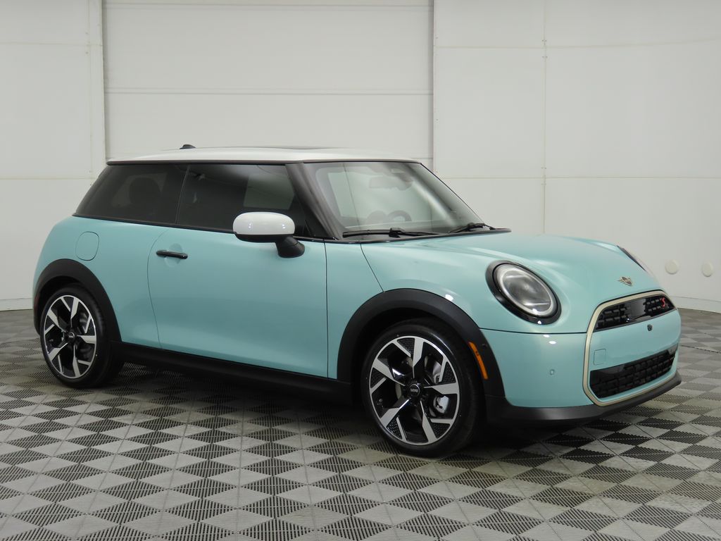 2026 Mini Cooper Hardtop S 2 Door Iconic photo 2