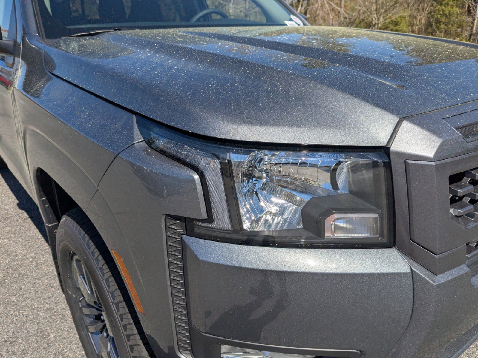 2025 Nissan Frontier Crew Cab SV photo 10