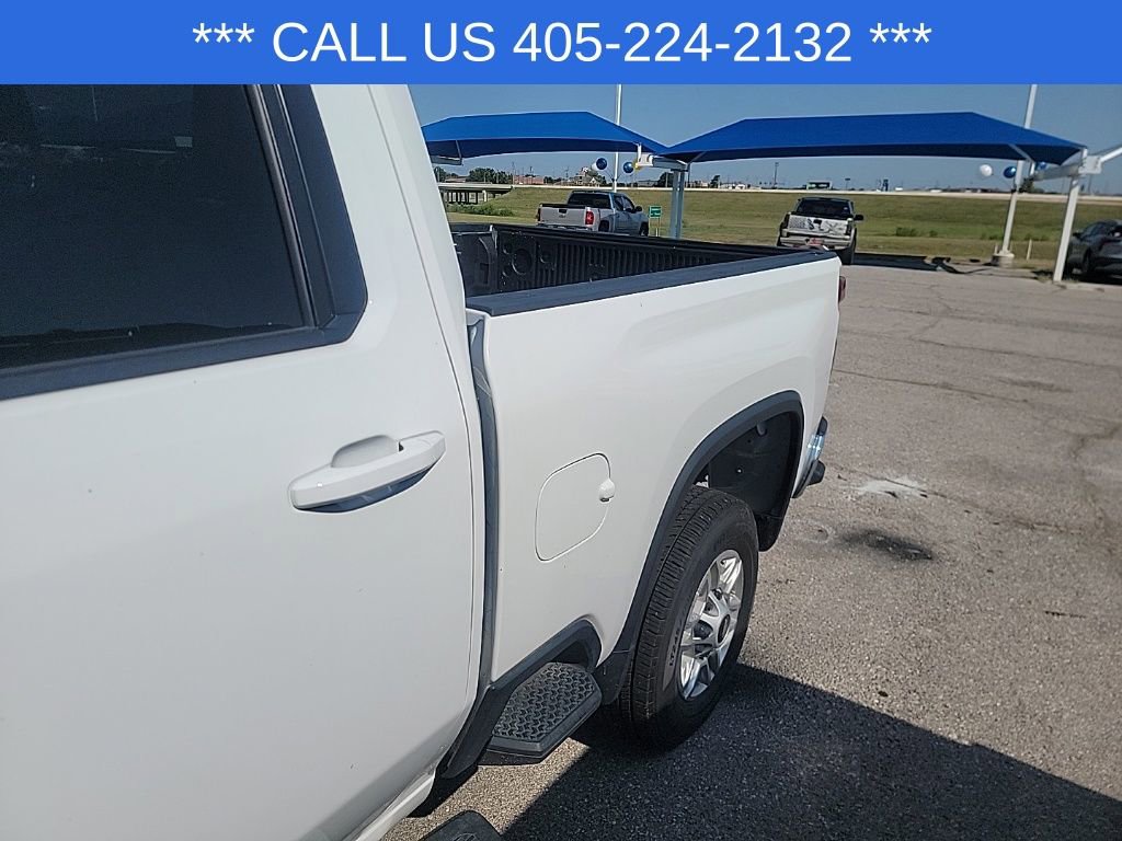 2024 Chevrolet Silverado 2500HD LT photo 9