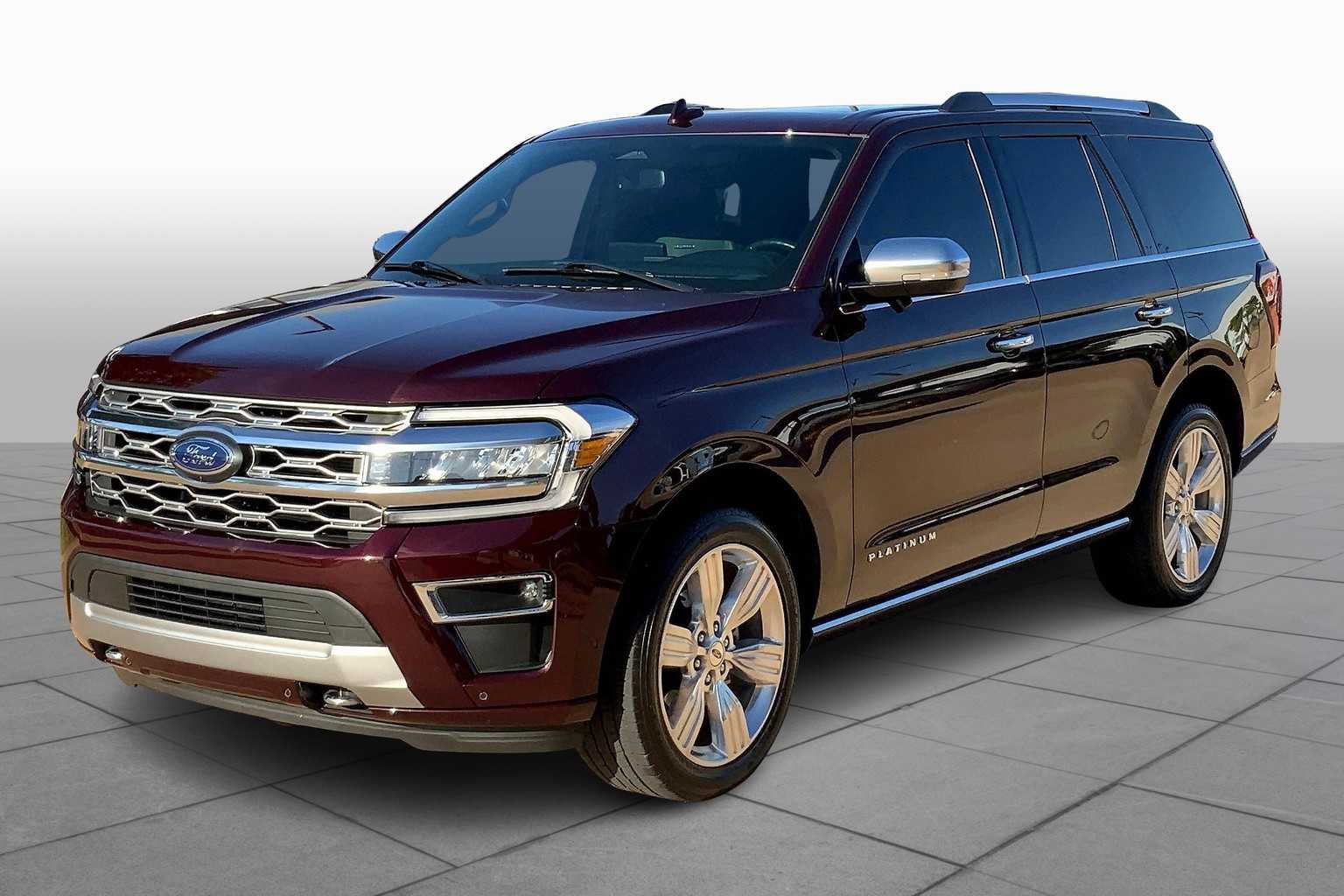 2024 Ford Expedition Platinum's photo