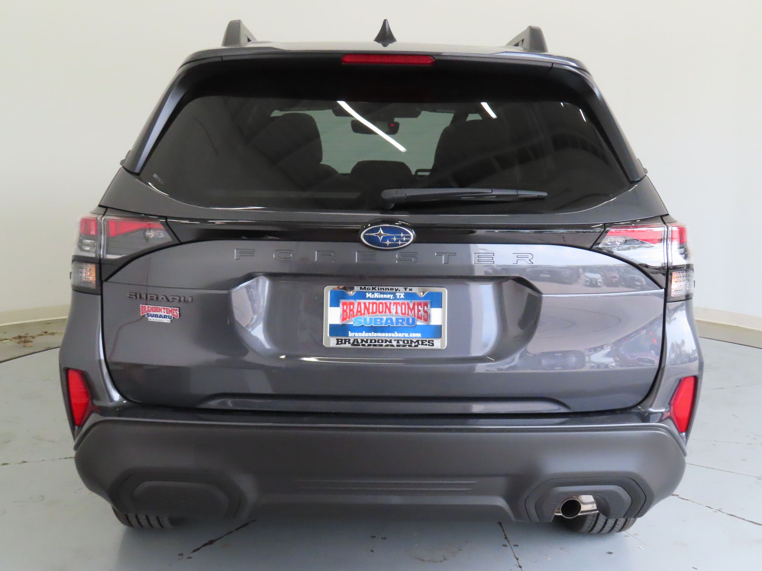 2025 Subaru Forester Premium photo 4