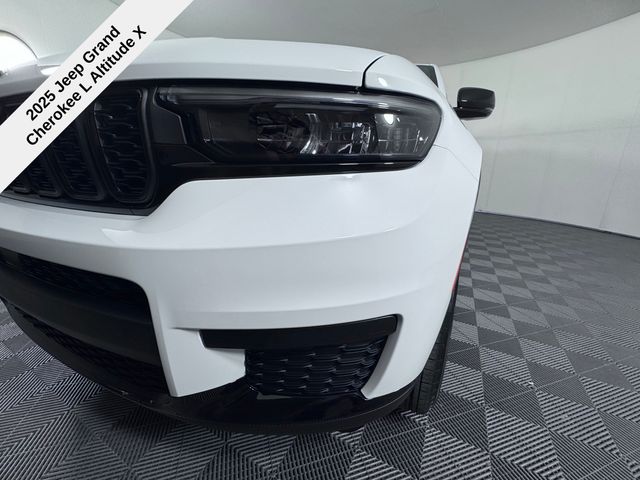 2025 Jeep Grand Cherokee Altitude X photo 11