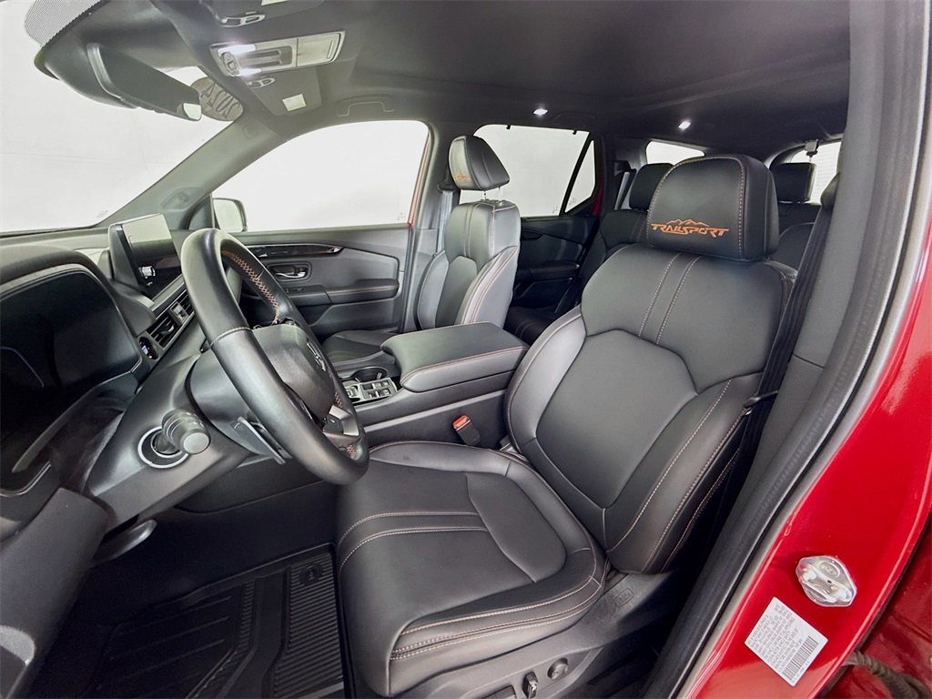2024 Honda Pilot TrailSport photo 11