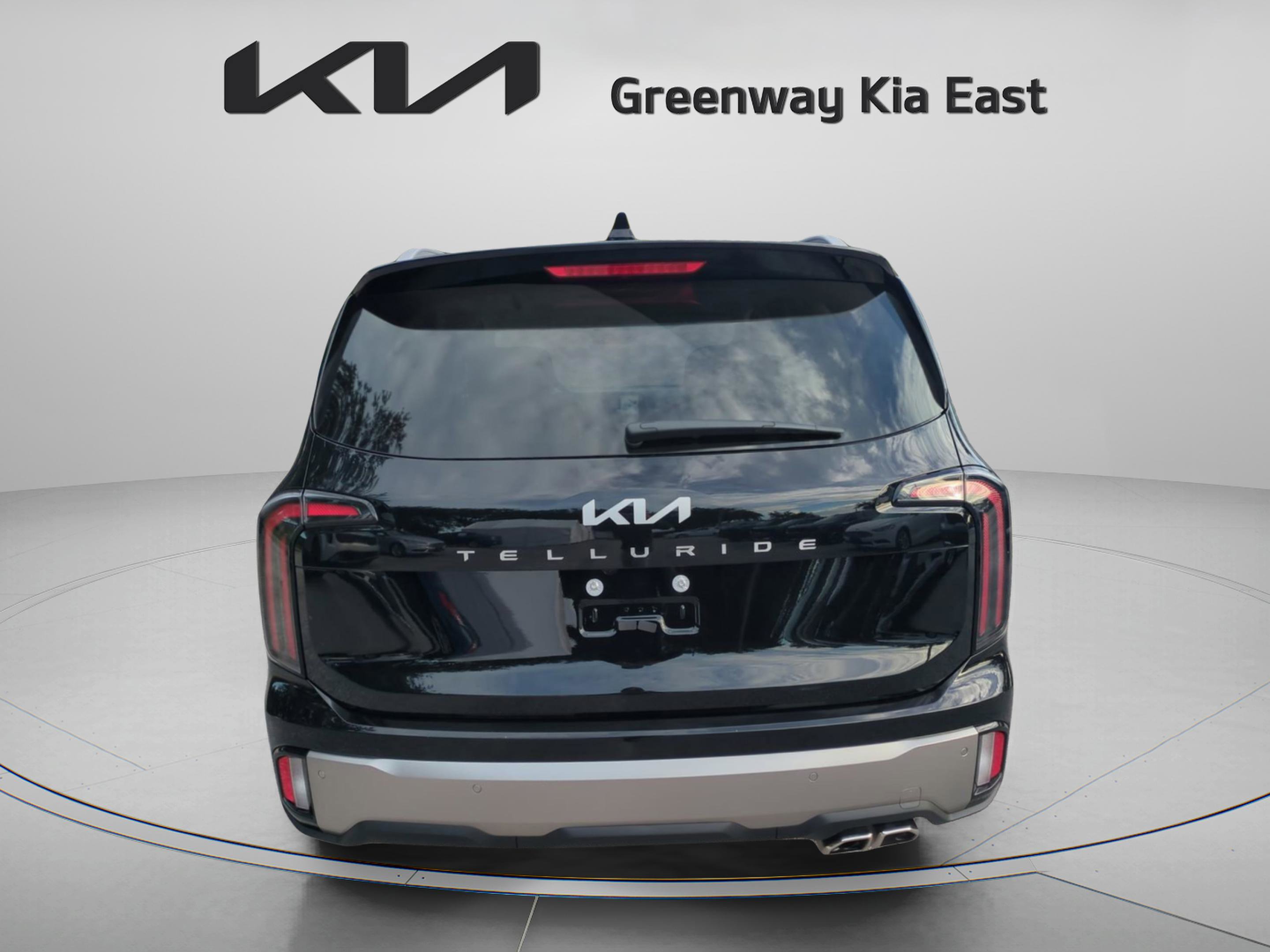 2025 Kia Telluride EX photo 3