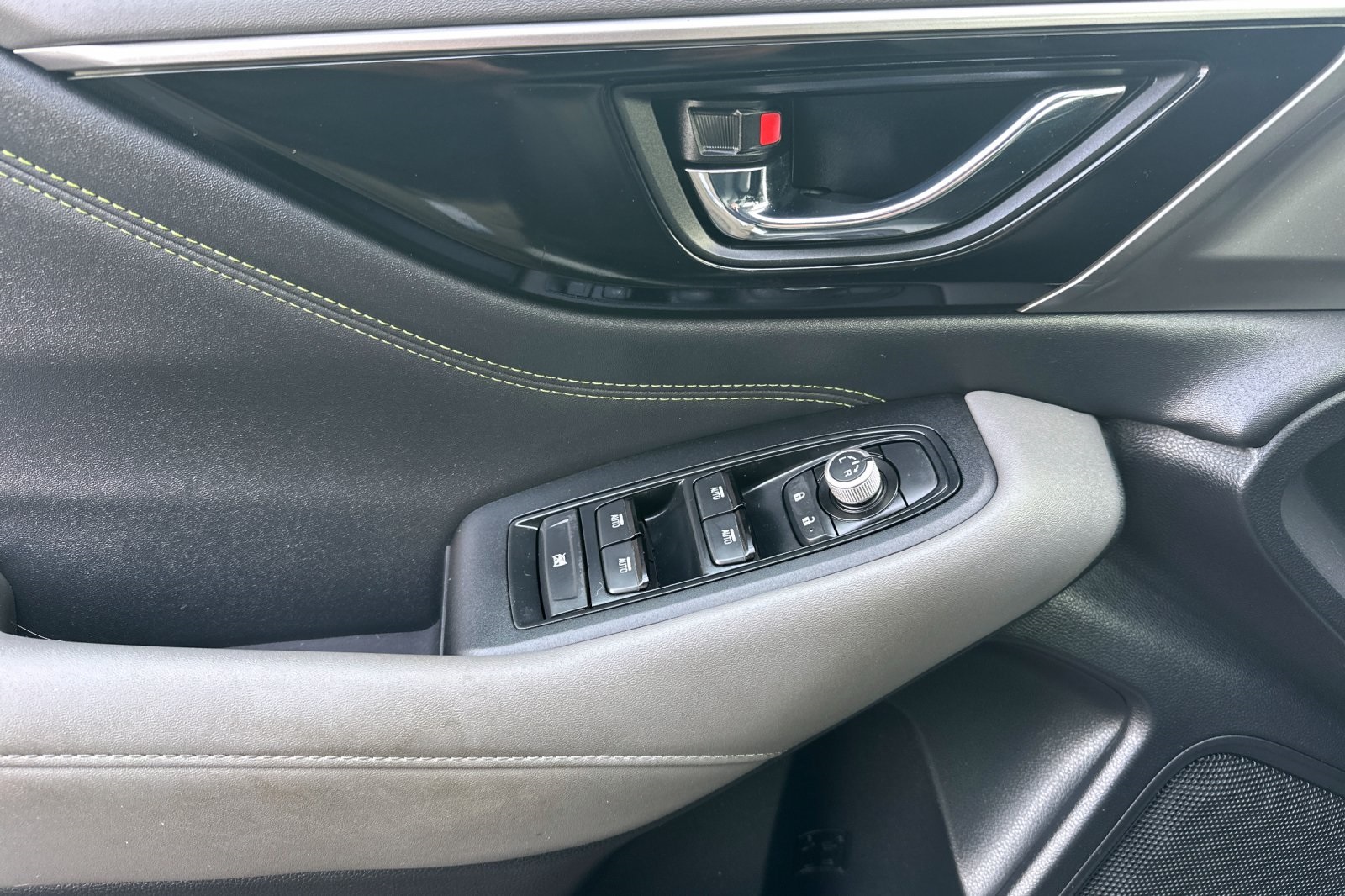 2022 Subaru Outback Onyx Edition XT photo 6