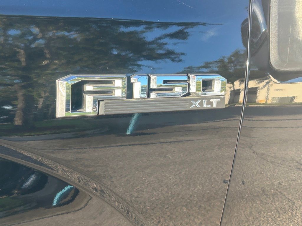 2017 Ford F-150 XLT photo 15