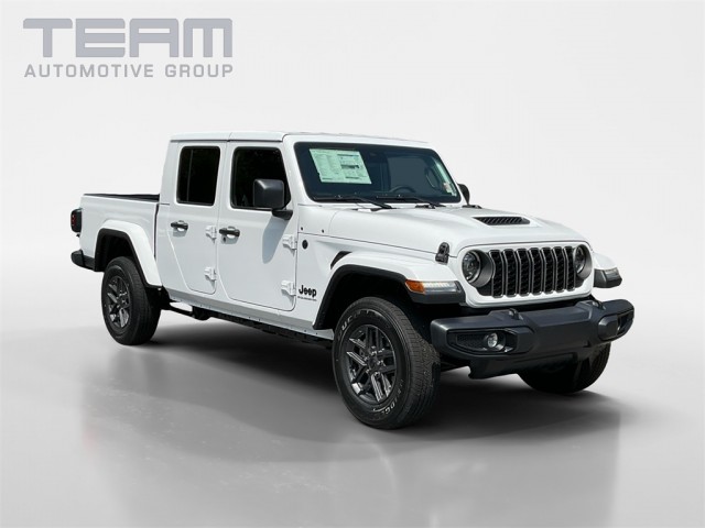 2025 Jeep Gladiator Sport S's photo