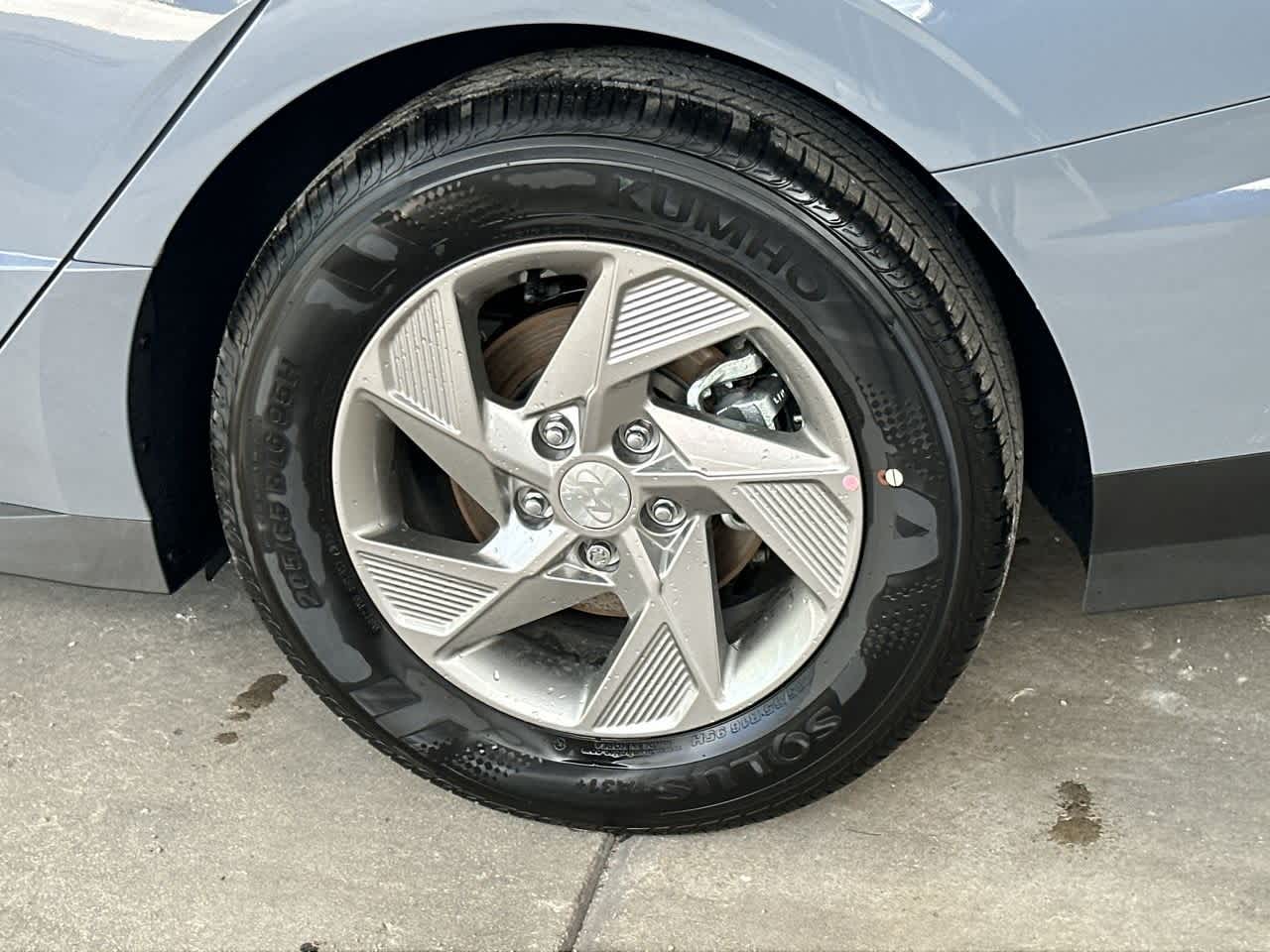 2026 Hyundai Sonata SE photo 9