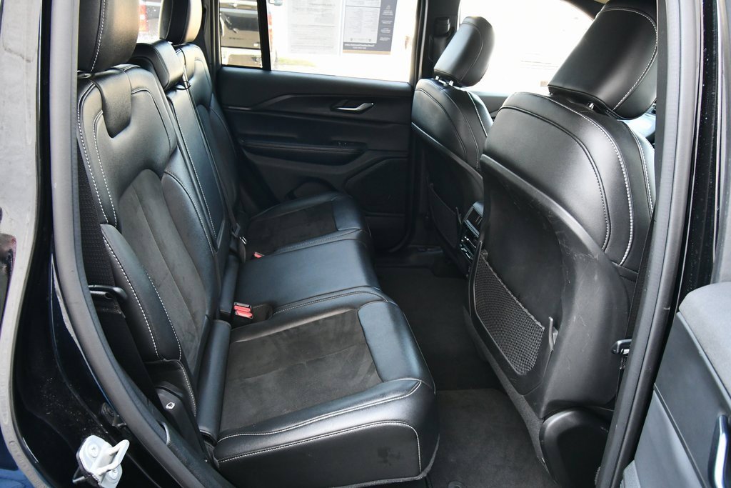 2024 Jeep Grand Cherokee Altitude photo 15
